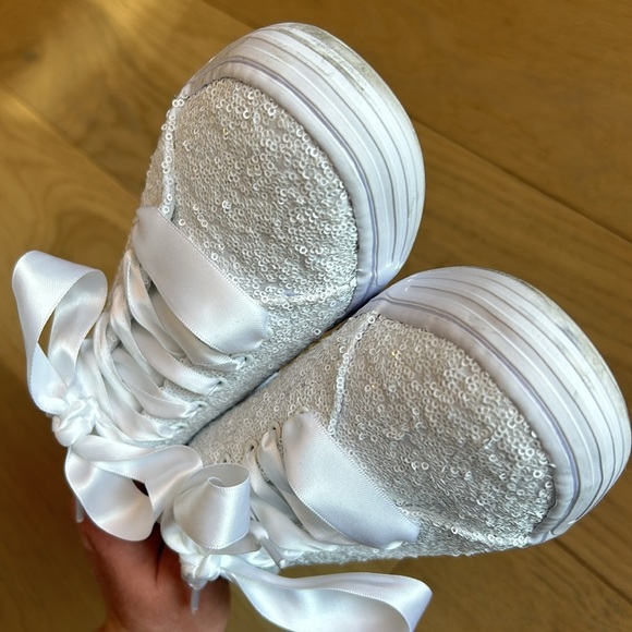 Keds Alley Celebration Sequins Sneakers Size 7 - Picture 9 of 10